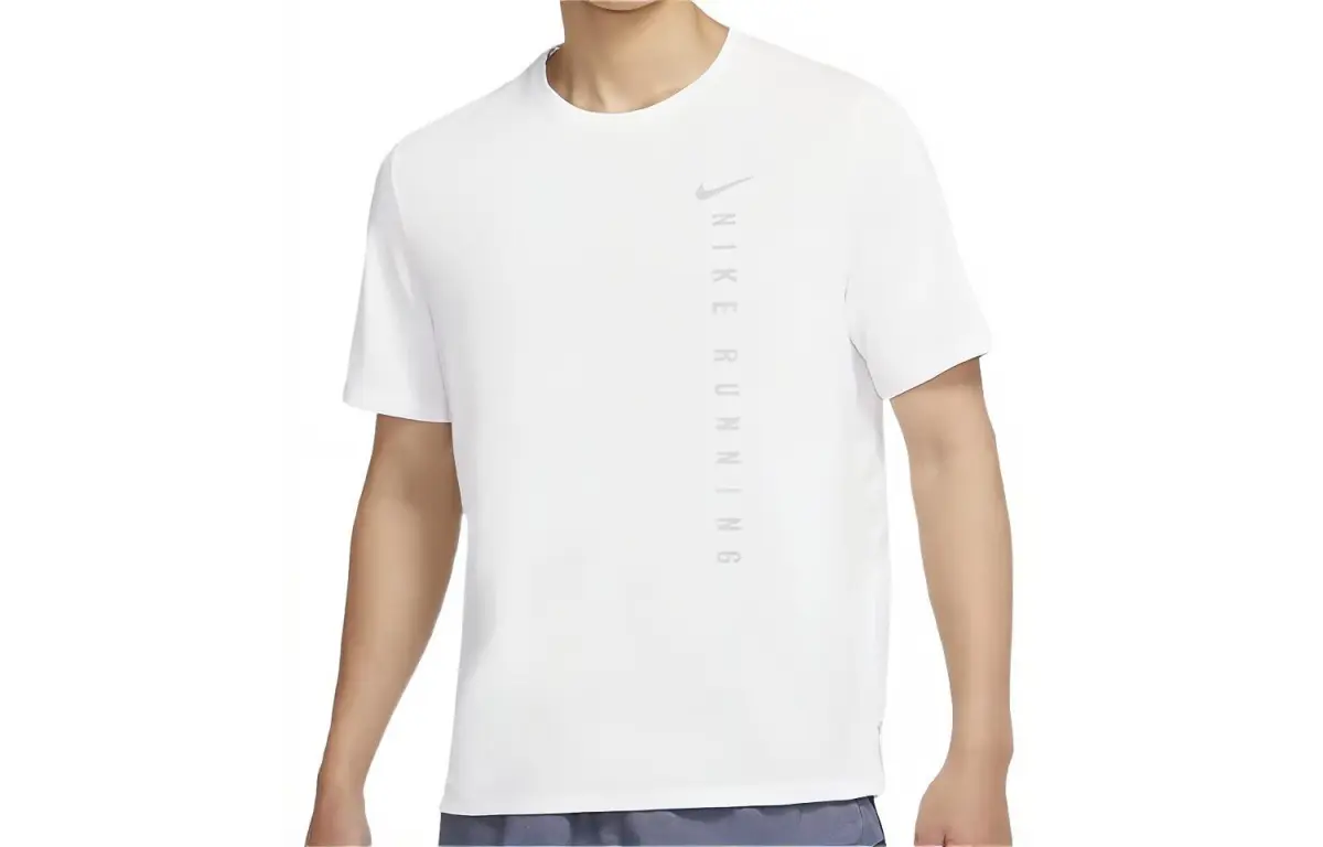 Nike T-Shirts Men's White Crew Neck Moderate Straight Fit