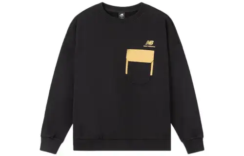 New Balance Sweatshirts Men's Black Crew Neck Moderate Regular