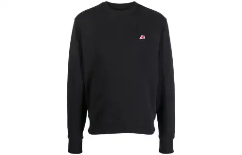 New Balance Logo Patch Crewneck Sweatshirt