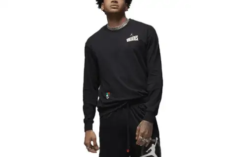 Jordan Flight Sweatshirts Men's Black Crew Neck Moderate Regular