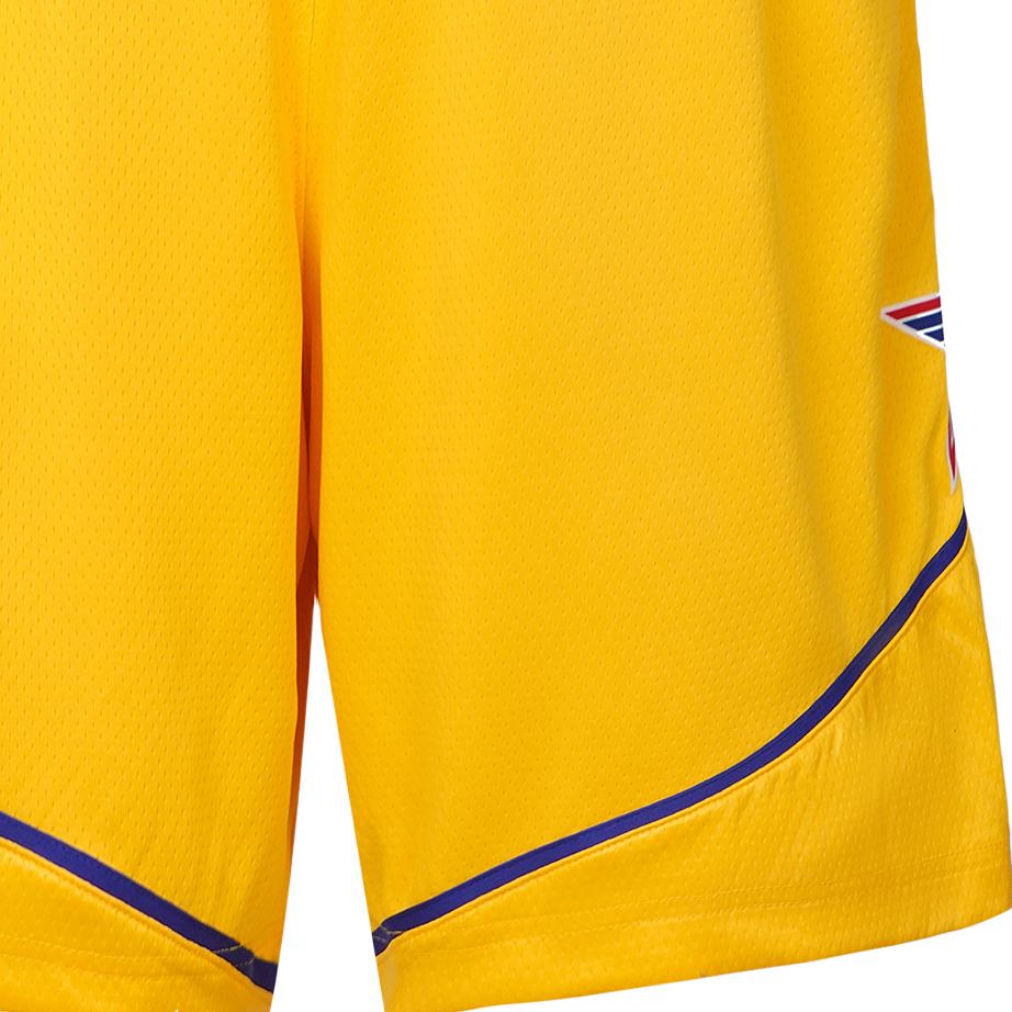 Jordan Basketball Shorts Men’s Yellow Moderate Straight Fit Pants