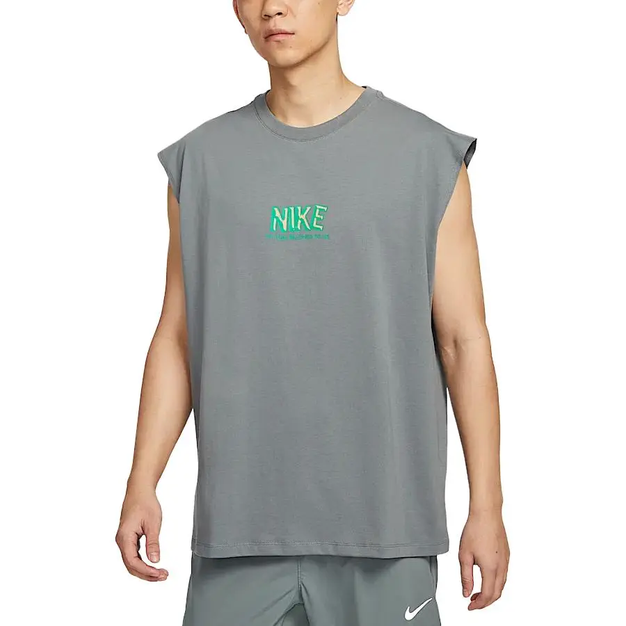 Nike T-Shirts Men's Smoke Gray Crew Neck Moderate Straight Fit