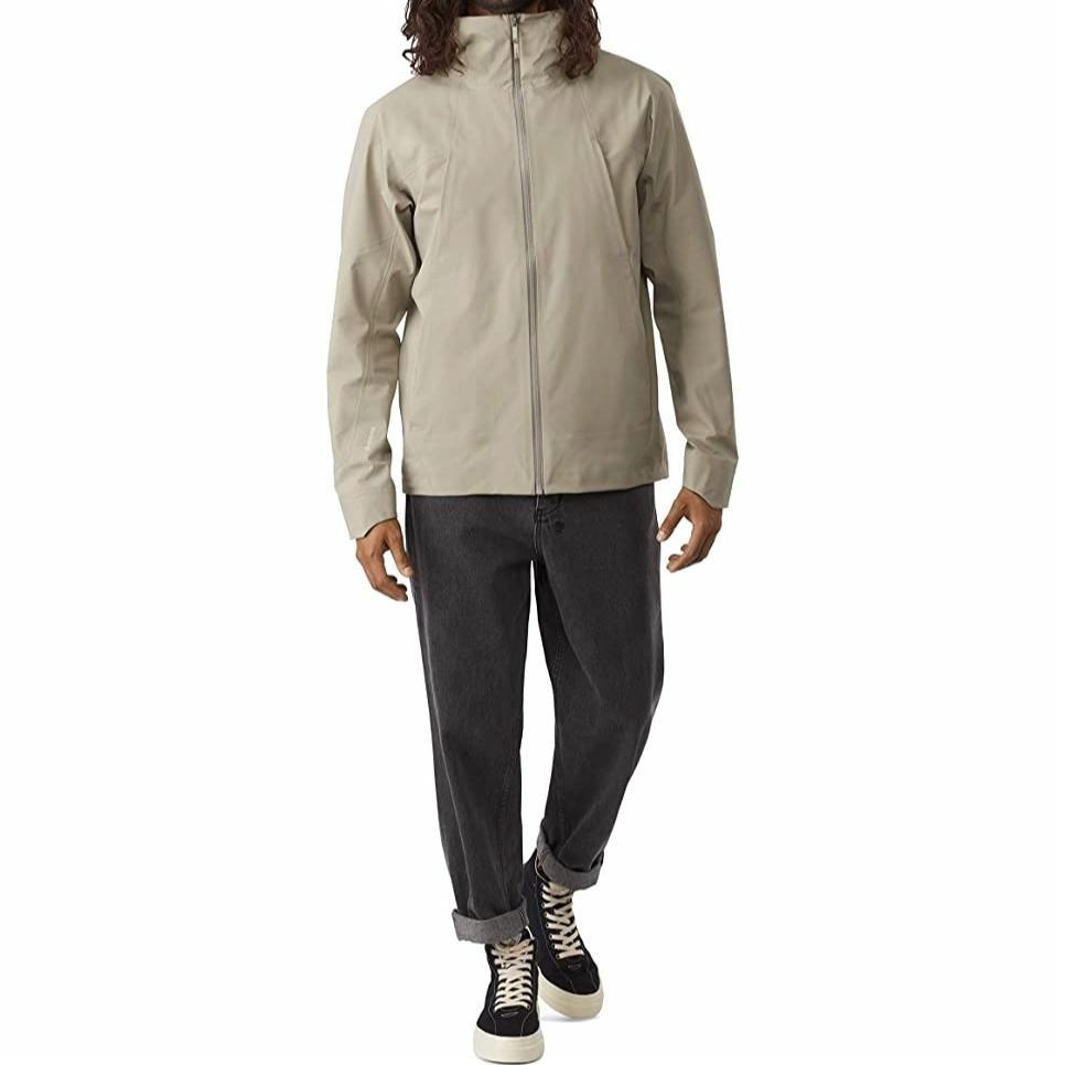 Мужская куртка Arcteryx Veilance Fraser Jacket (черная) — фото 6