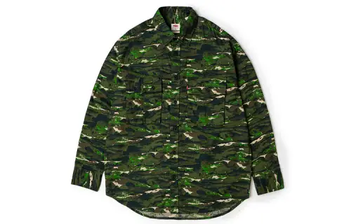 Levis Shirts Unisex Green Lapel Moderate Shirt