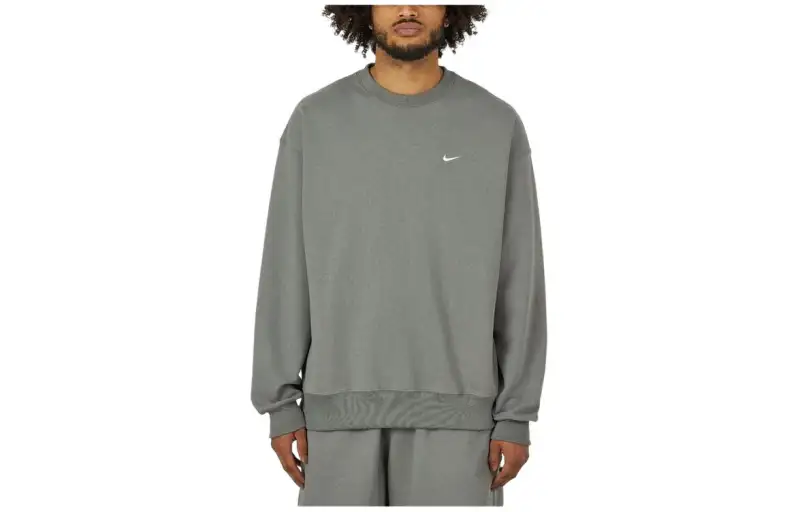 Nike Sweatshirts Men's Gray Crew Neck Moderate Regular