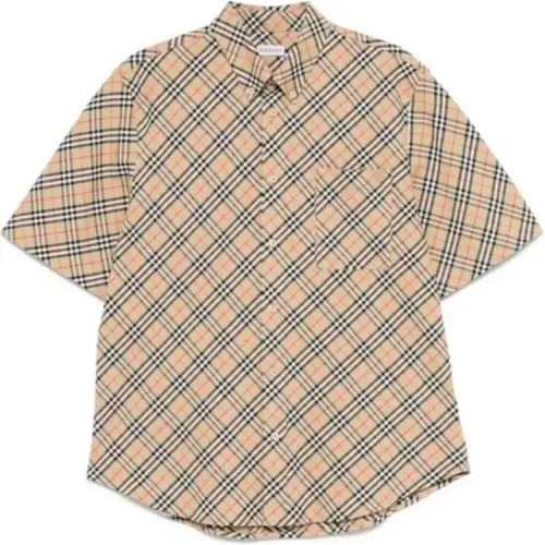 Burberry Checked Cropped Short Sleeved Shirt