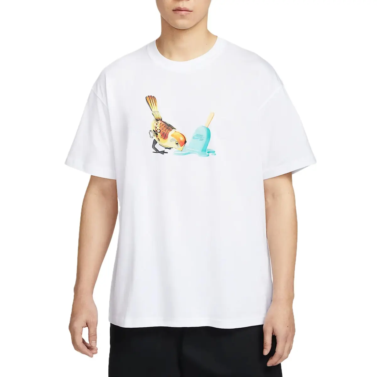 Nike T-Shirts Men's White Crew Neck Moderate Straight Fit