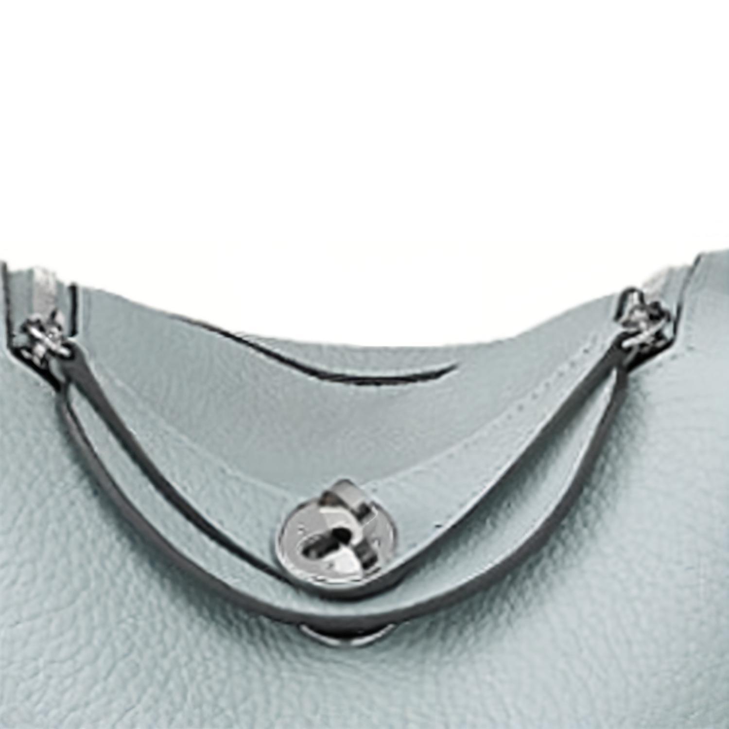 Женская сумка Hermes Lindy 19 Taurillon Clemence 19 08 Bleu Pale (бледно-голубая) — фото 4