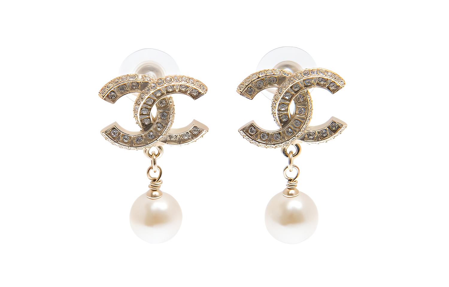 Chanel 2023 Cc Gold Plated Faux Pearl and Strass Drop Earrings costume earrings