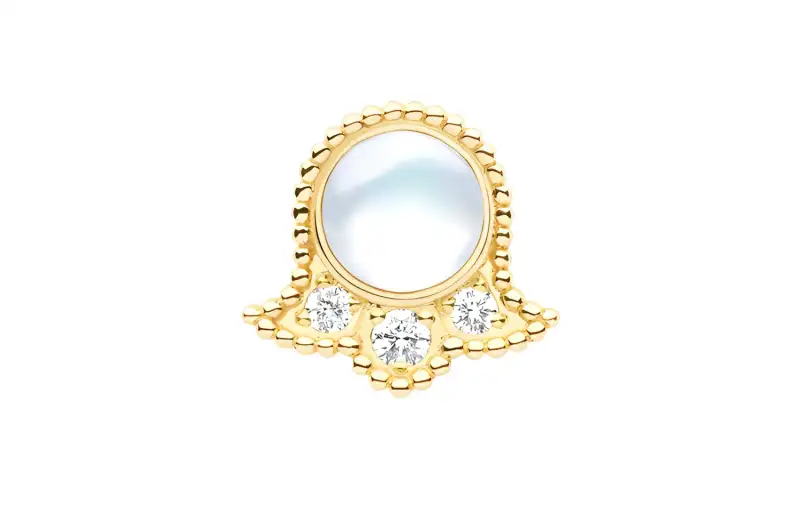 DIOR 18K Gold, Diamond, Mother Of Pearl Stud Earrings Unisex Gold