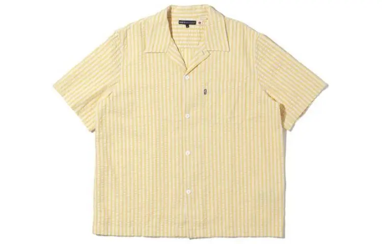 Levi's Shirts Men's Yellow Moderate Straight Fit