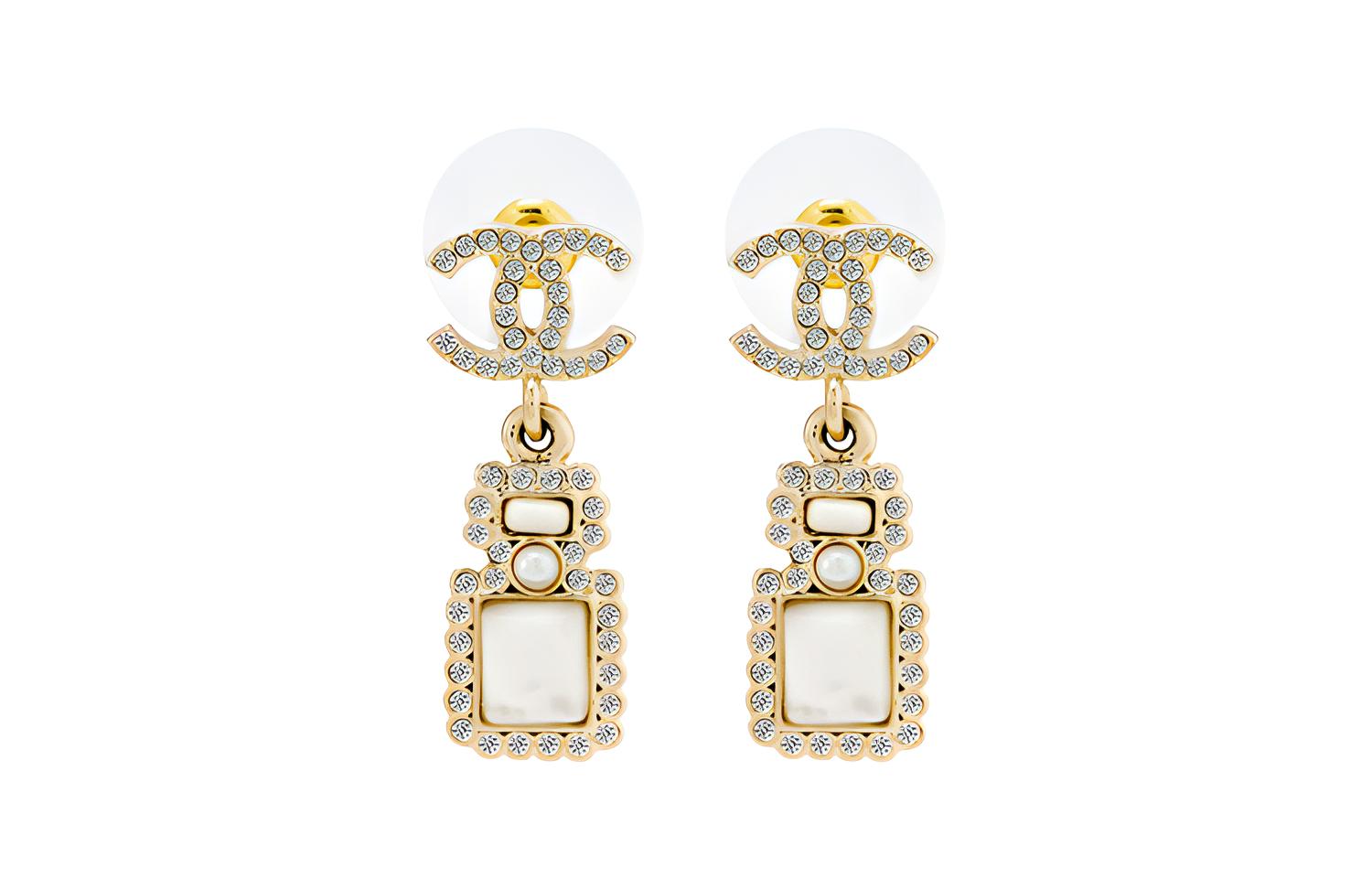 Женские серьги Chanel (белые)