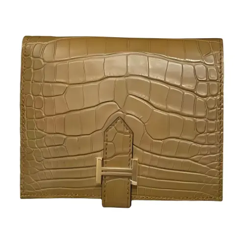 HERMES Bearn Crocodile Leather Wallet Women's 2H Kraft Paper Color