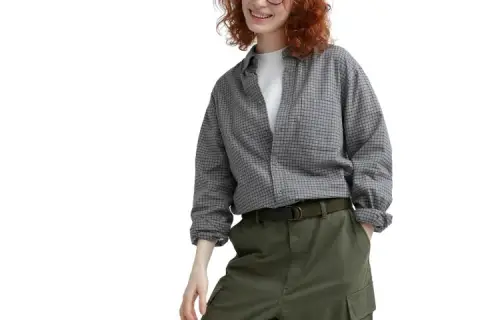 UNIQLO Shirts Unisex Lead Gray Square Collar Moderate Other