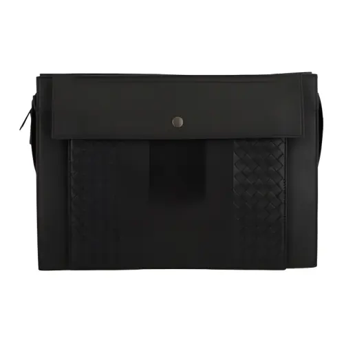 Bottega Veneta Zip Closure Sheepskin Clutch Men's Black