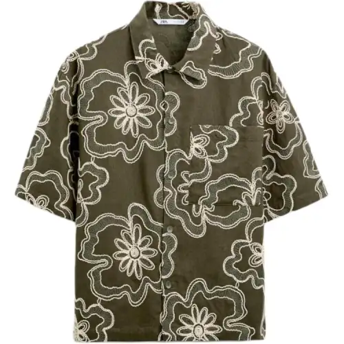 ZARA Khaki shirt, loose fit, flowered, with short sleeve
