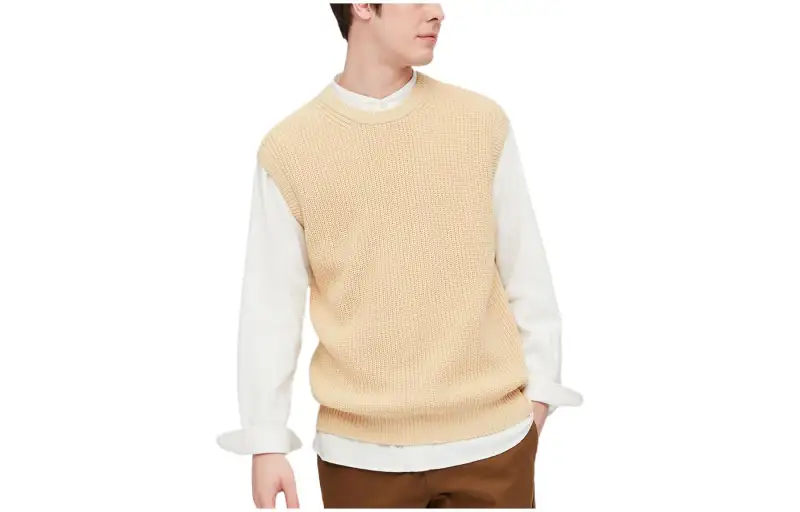 UNIQLO Tank Tops Unisex Ecru Crew Neck Other