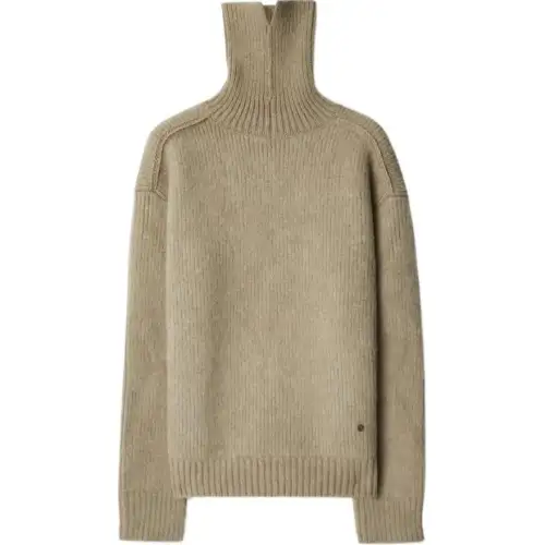 Burberry logo-plaque jumper