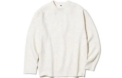 UNIQLO Sweaters Unisex White Crew Neck Moderate Other