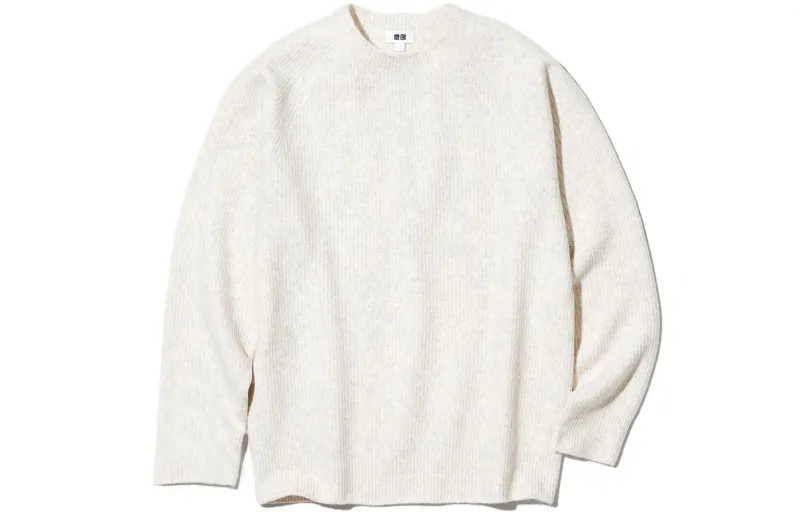 UNIQLO Sweaters Unisex White Crew Neck Moderate Other