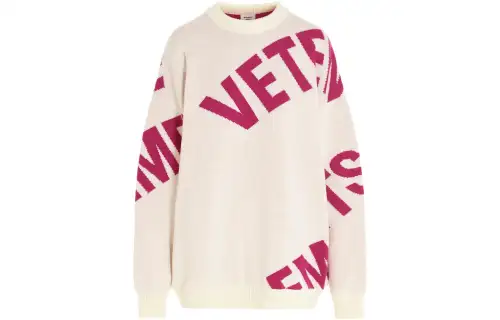 Vetements Allover Maxi Logo Crew Sweat