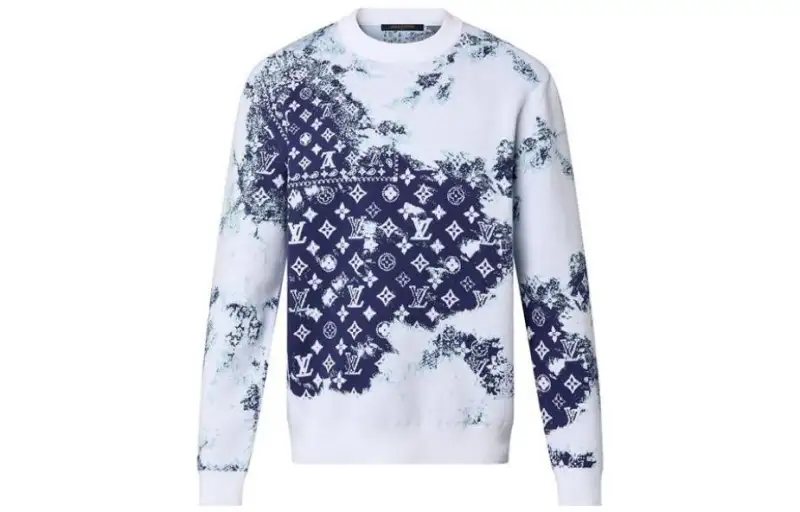 LOUIS VUITTON Monogram Bandana Crewneck