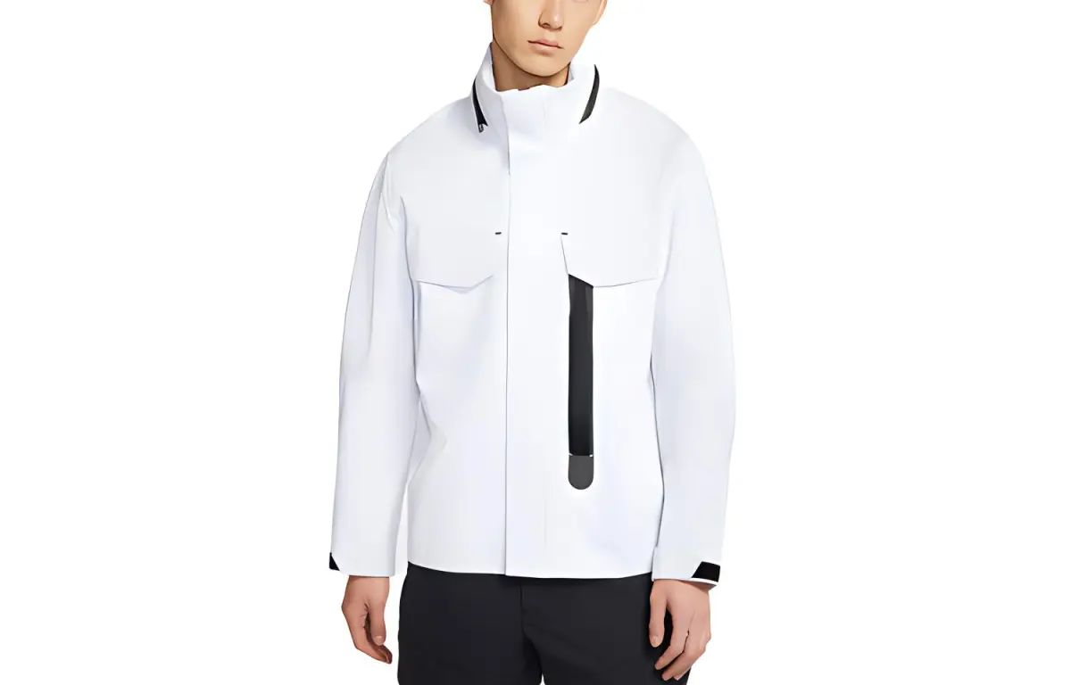 Nike SPORTSWEAR TECH PACK Jackets Men's White Hooded Moderate Other