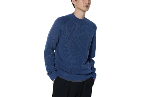 UNIQLO Knitwear Men's Blue Half Turtleneck Moderate Other