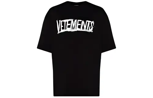 Vetements T Shirts Men's Black Crew Neck Moderate Straight Fit
