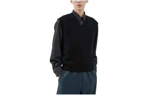 UNIQLO FW23 Knitwear Unisex Black