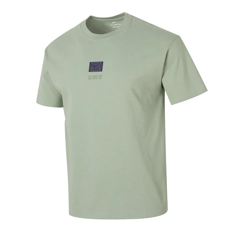Nike T-Shirts Men's Green Crew Neck Moderate