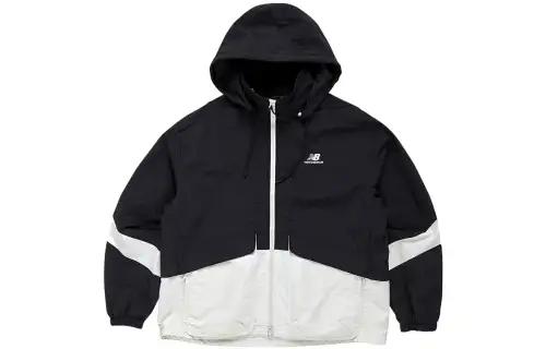 New Balance UNI Tripper Jackets Unisex Black Detachable Hood Moderate Straight Fit
