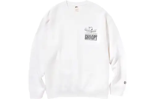 UNIQLO T Shirts Unisex White Crew Neck Moderate Straight Fit