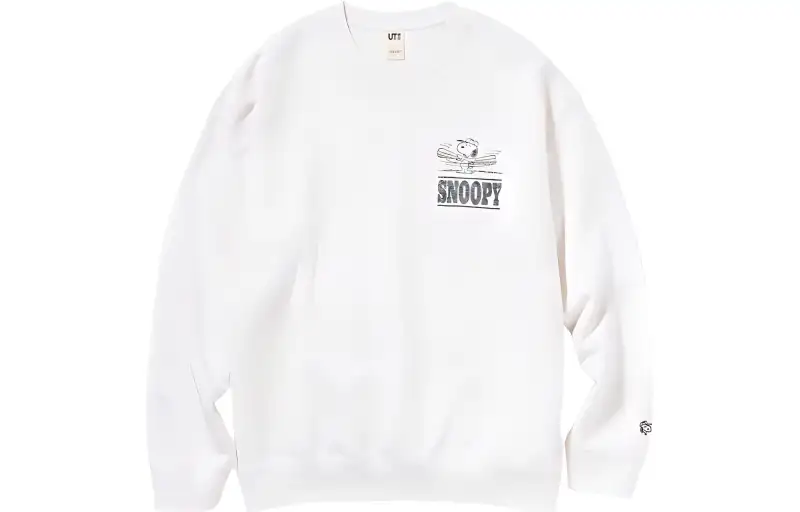 UNIQLO T Shirts Unisex White Crew Neck Moderate Straight Fit