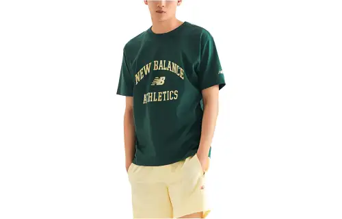 New Balance T Shirts Men's Green Crew Neck Moderate Straight Fit