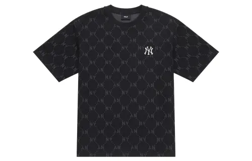 MLB MONOGRAM Presbyopia Series Boston Red Sox SS25 Fully Printed Diamond Presbyopia Casual Sports Letters Printed Round Neck Fashion Short Sleeve T-shirt Uniform for Men and Women Black
