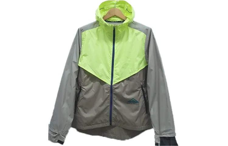Nike Jackets Men's Multicolor Hooded Moderate Other