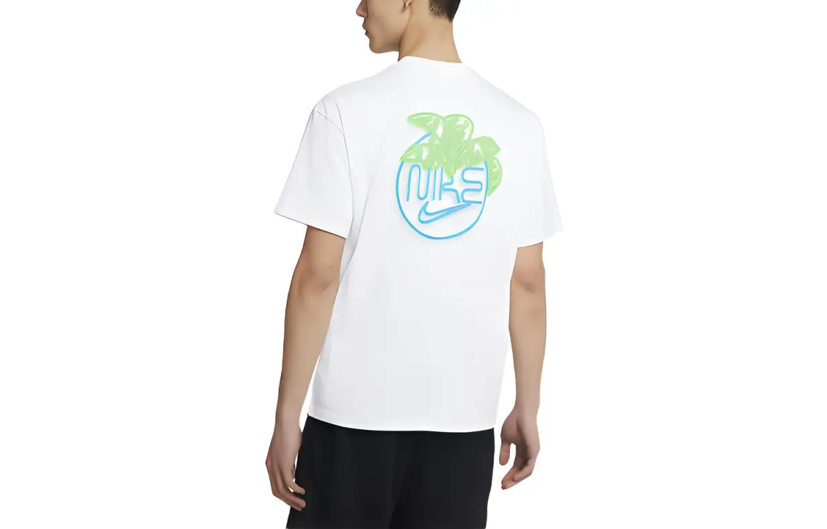 Nike T-Shirts Men's White Crew Neck Moderate Straight Fit
