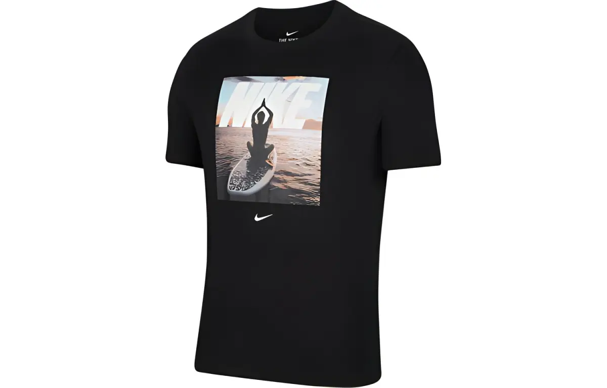 Nike T-Shirts Men's Black Crew Neck Moderate Straight Fit