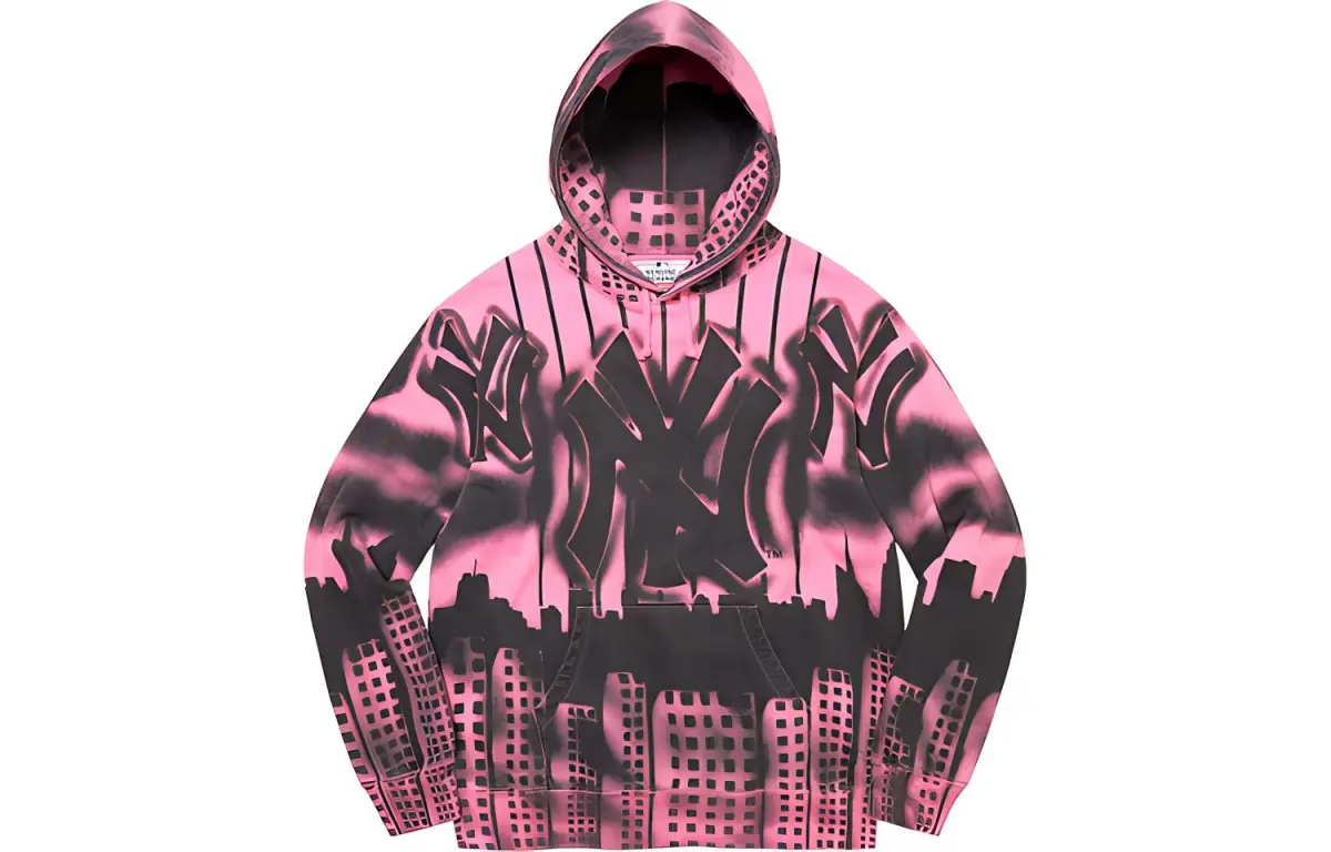 Supreme X New York Yankees Airbrush Hooded Sweatshirt