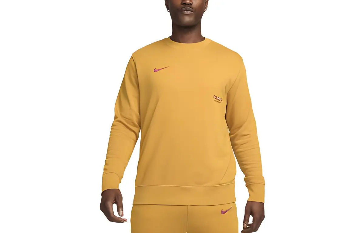 Nike Sweatshirts Men's Gold Crew Neck Moderate Regular
