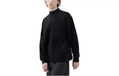 UNIQLO FW23 U T Shirt Unisex Black