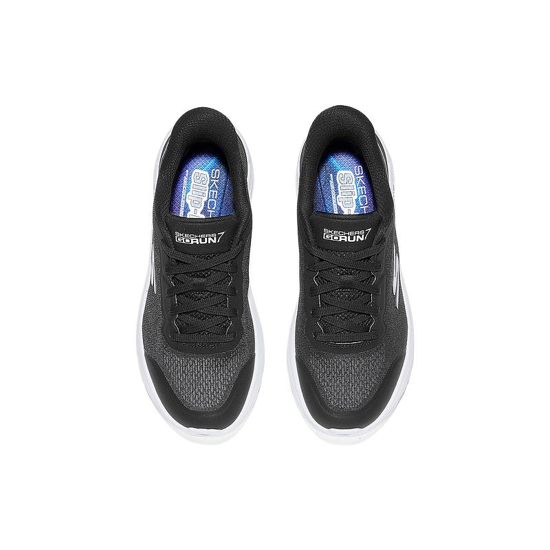 Skechers Women’s GO Low top Running Shoes Women’s Black