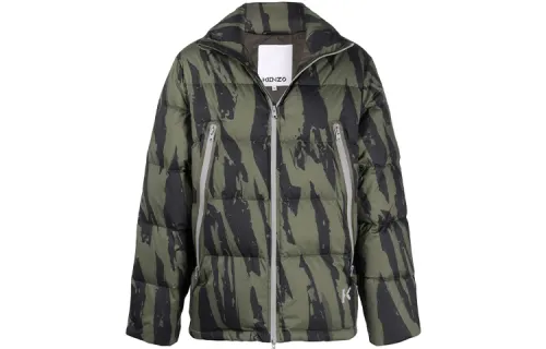 【Previous Season】Pleat Camo-print puffer jacket