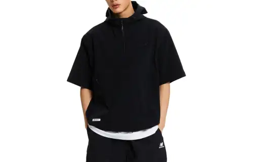 New Balance UNI Essential Jackets & Coats Men's Black