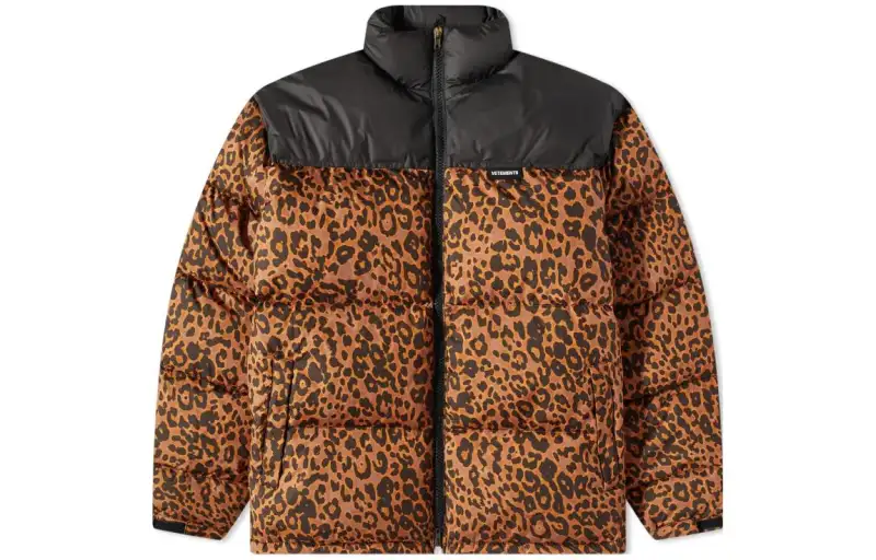 Vetements zip-fastening padded jacket