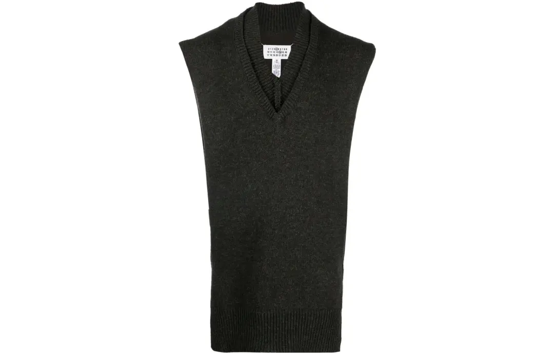 Maison Margiela Vests Unisex Black Moderate