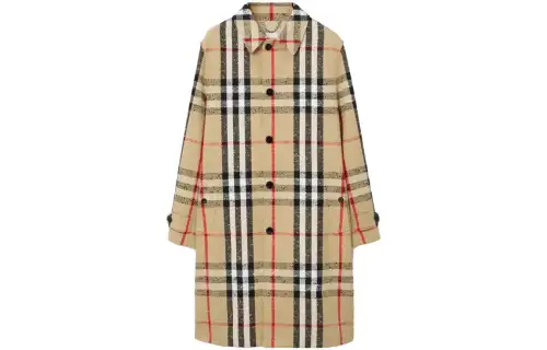 Burberry Check Motif Buttoned Coat