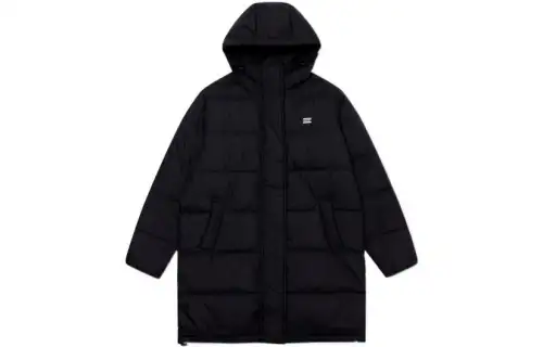 Levis FW22 Down Jacket Unisex Black