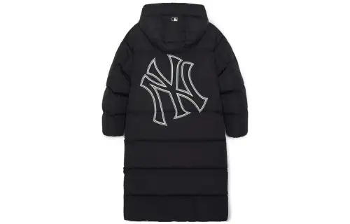 MLB New York Yankees Down Jackets Unisex Black Hooded Thickened Quilted Down Jacket